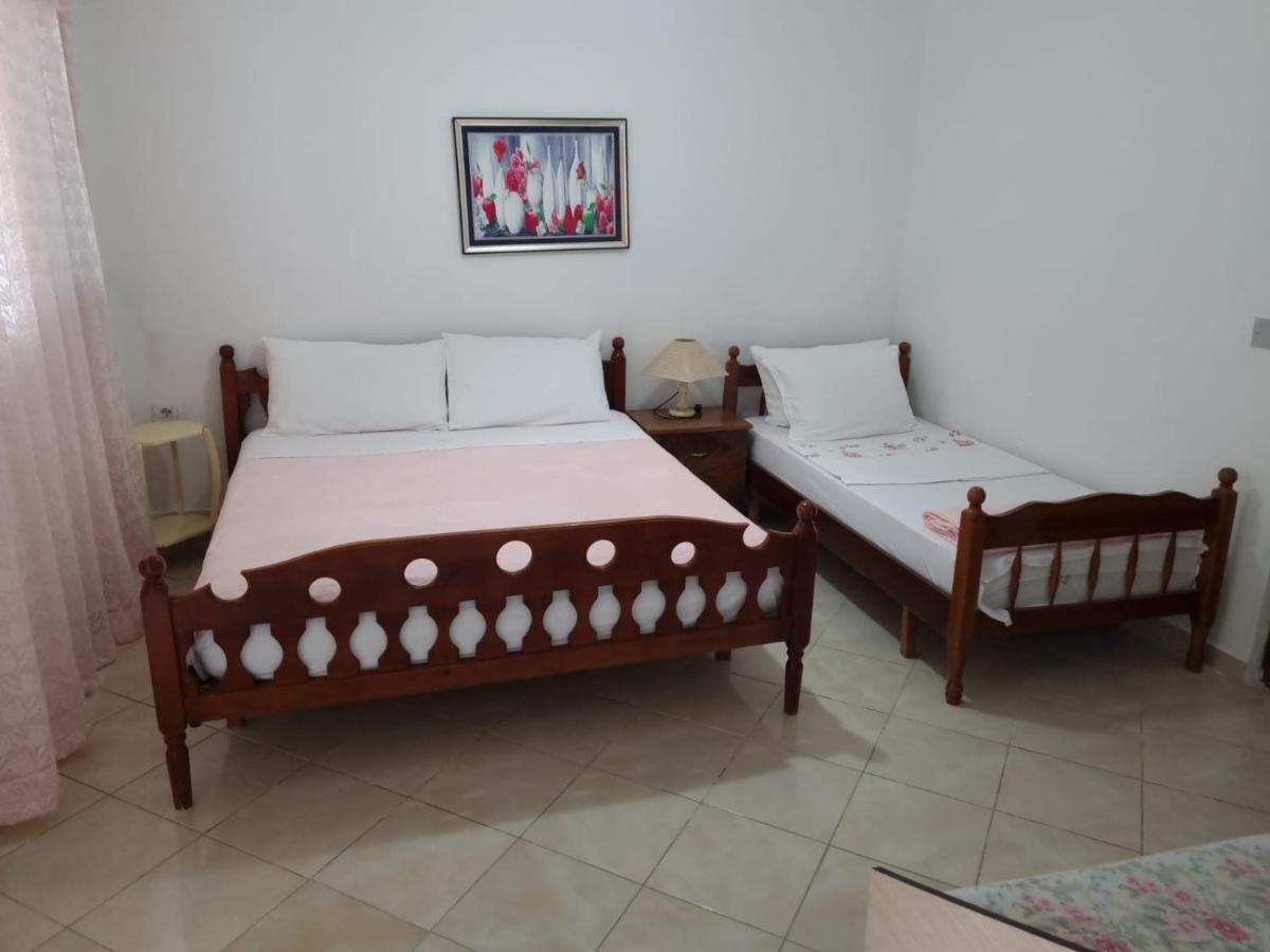 Guesthouse Novi Durres Exterior photo