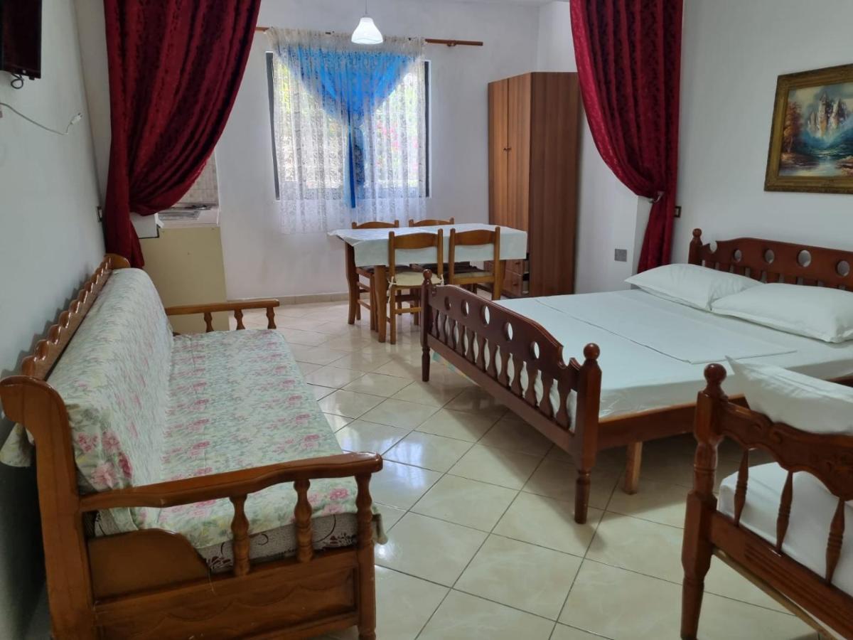 Guesthouse Novi Durres Exterior photo