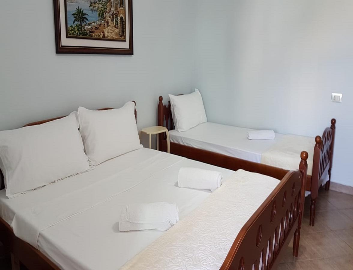 Guesthouse Novi Durres Exterior photo